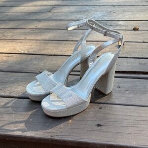 Dream Pairs silver chunky heels size 6
